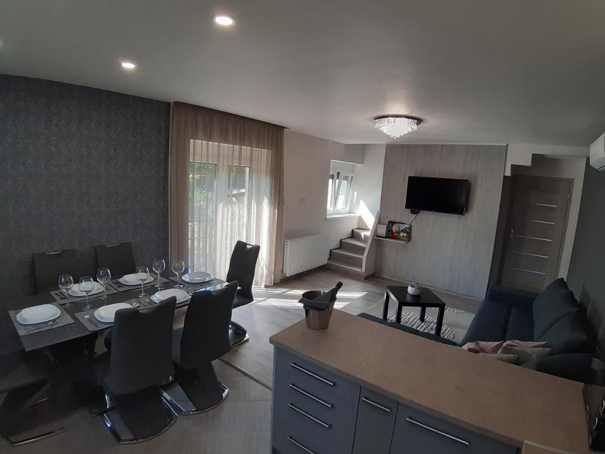 Profi Keco Apartman Balatonalmadi Exterior photo